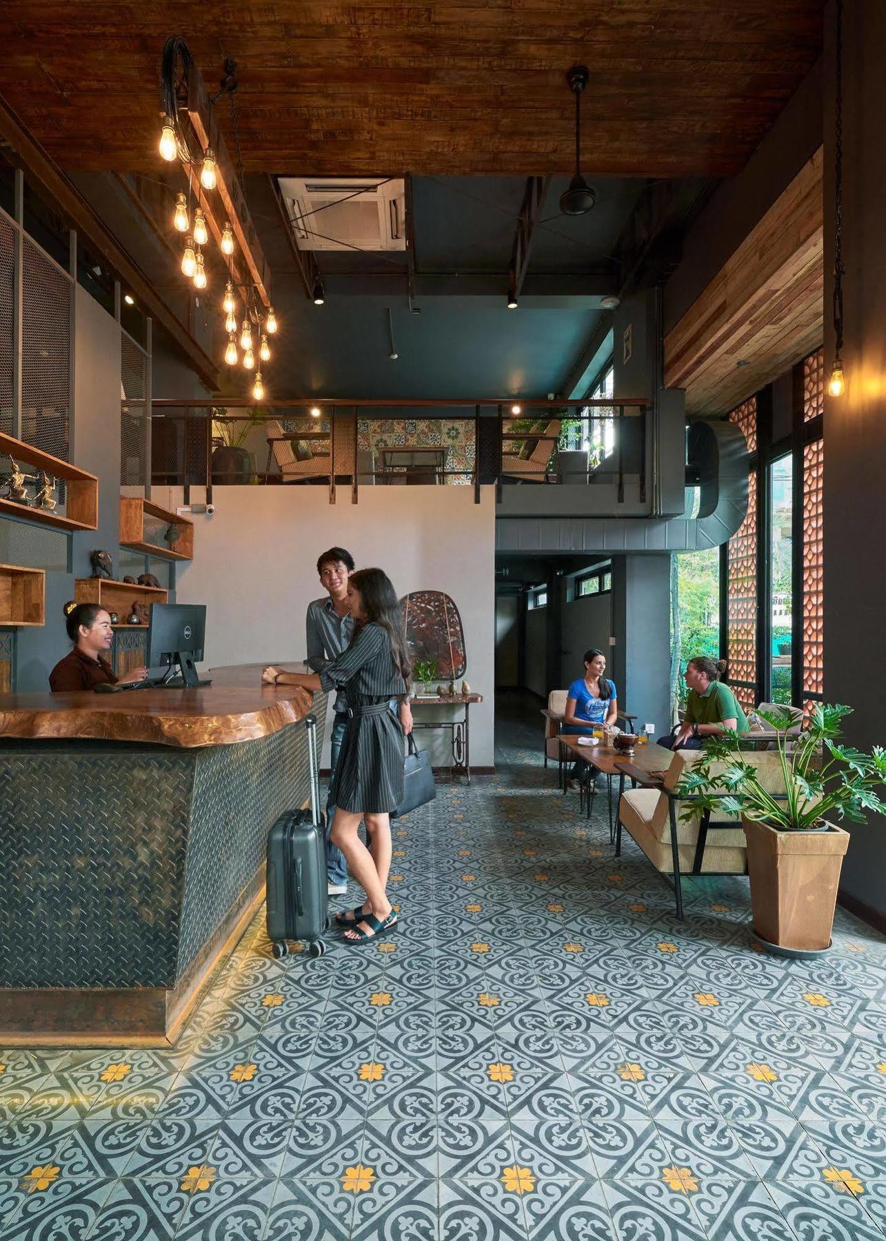 Monsoon Bassac Hotel Phnom Penh Zewnętrze zdjęcie